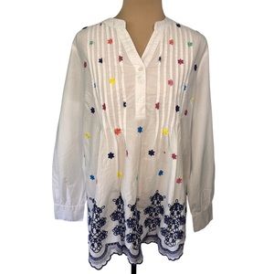 American Sweetheart White Embroidered Floral Pin Tuck Tunic Size M